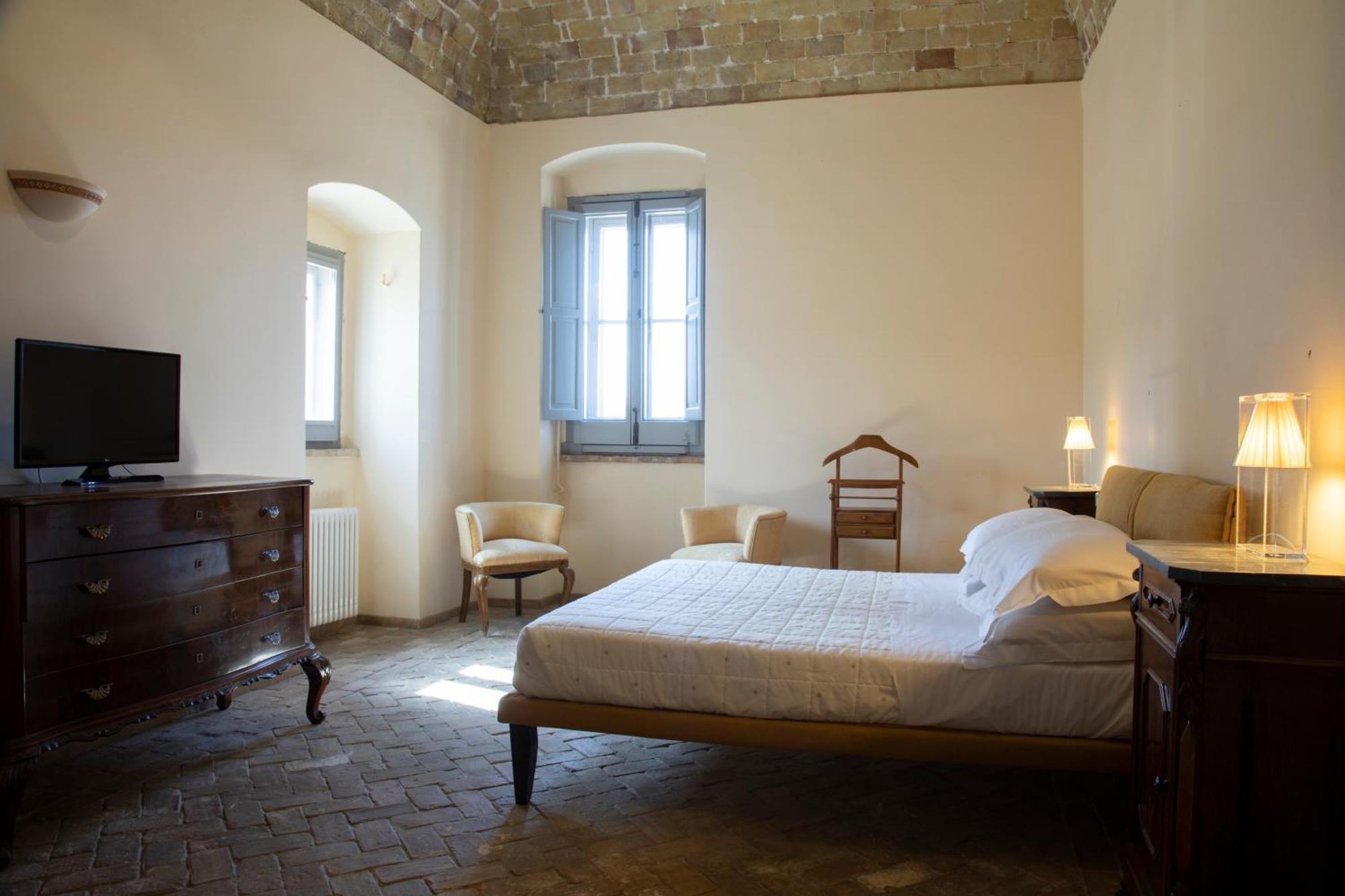 Masseria Celentano Relais & Agriturismo Сан-Северо Экстерьер фото