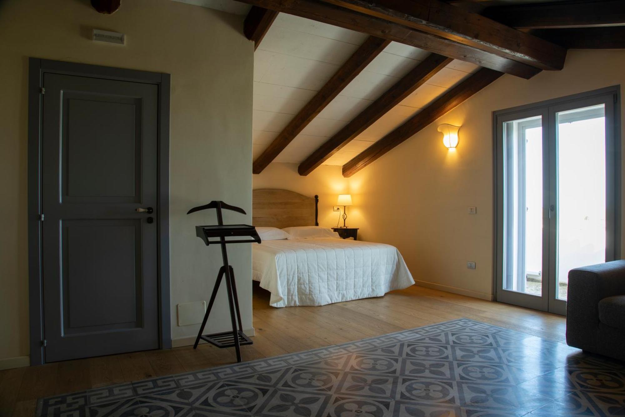 Masseria Celentano Relais & Agriturismo Сан-Северо Экстерьер фото