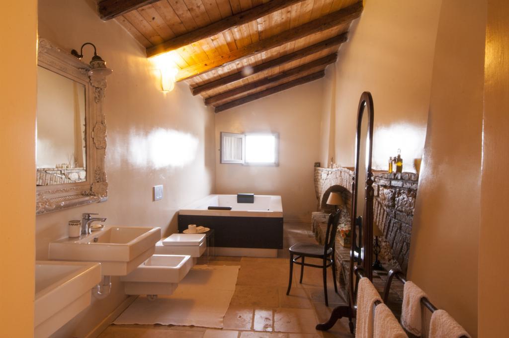 Masseria Celentano Relais & Agriturismo Сан-Северо Экстерьер фото